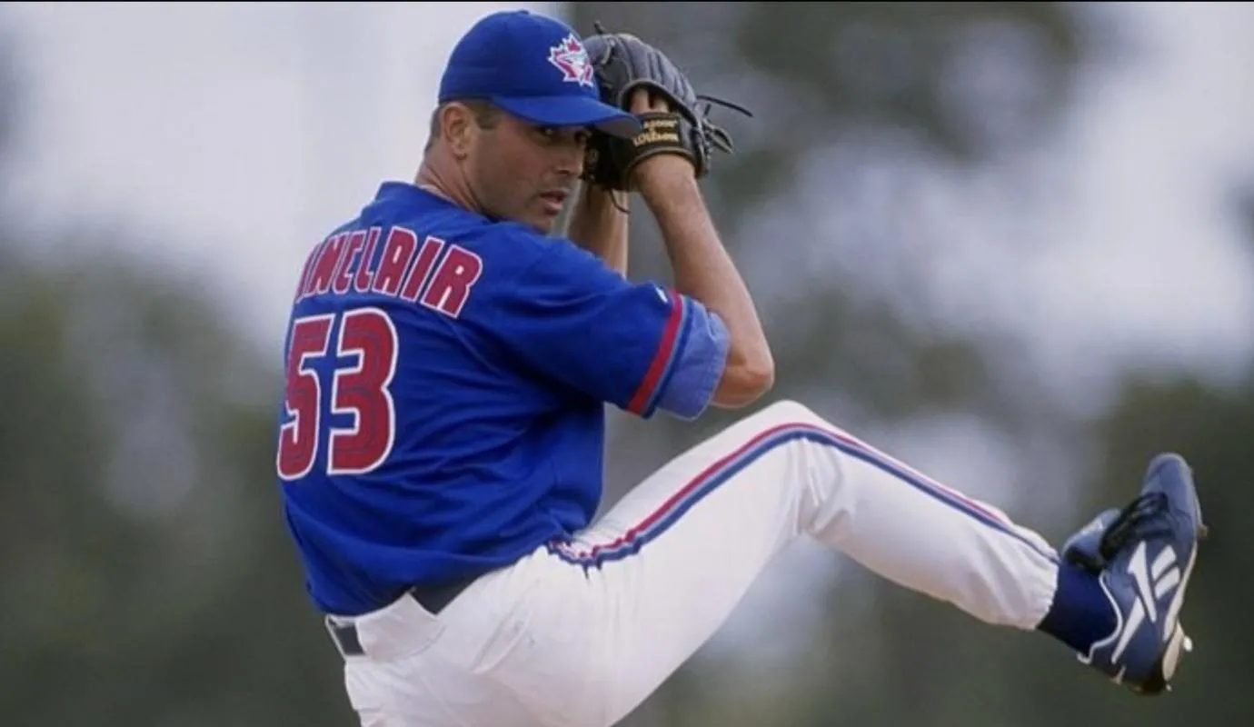 Former Toronto Blue Jays pitcher and Victoria BC native Steve Sinclair pitching in Dunedin Florida USA March of 1998