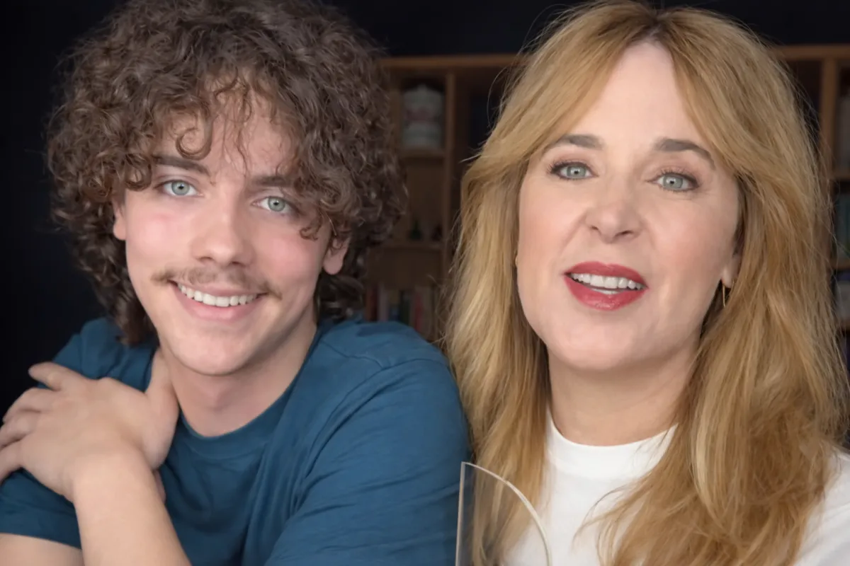 Julie Snyder et son fils Thomas