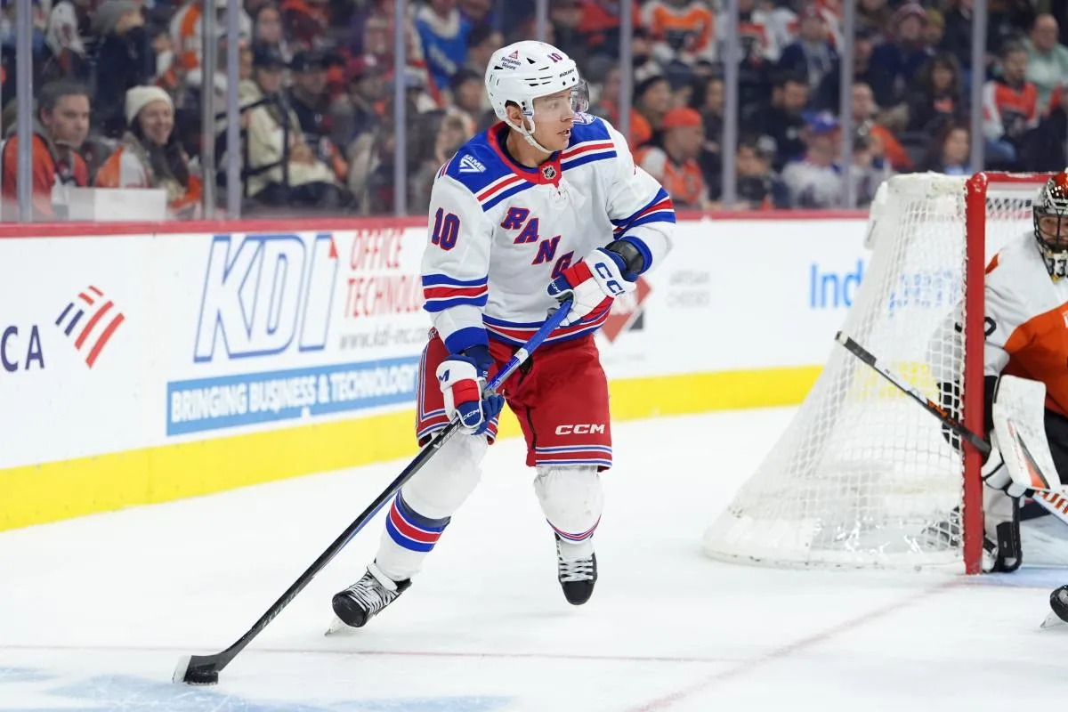 New York Rangers right wing Artemi Panarin (10) controls the puck against the Philadelphia Flyers in the first period at Xfinity Mobile Arena