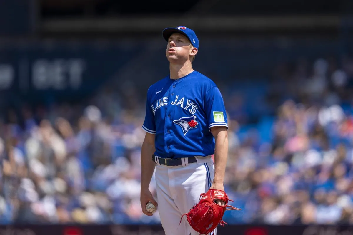 Toronto Blue Jays starting pitcher Chris Bassitt (40) exhales before pitching to the San Diego Padres at Rogers Centre.
