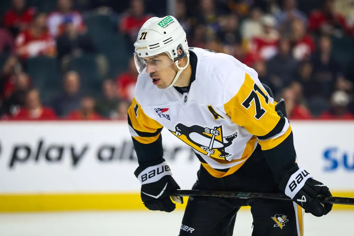 Pittsburgh Penguins center Evgeni Malkin (71) against the Calgary Flames during the first period at Scotiabank Saddledome.