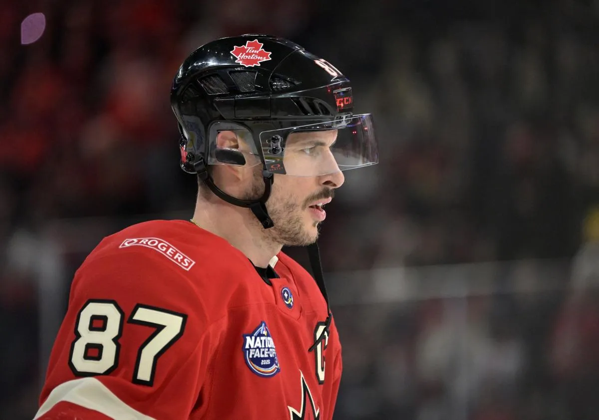 [Imagn Images direct customers only] Team Canada forward Sidney Crosby (87) skates in the warmup period during a 4 Nations Face-Off ice hockey game against Team United States at the Bell Centre.