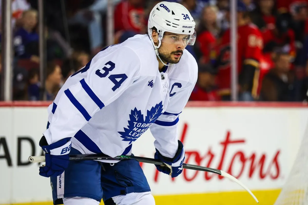 Toronto Maple Leafs center Auston Matthews (34) against the Calgary Flames during the second period at Scotiabank Saddledome.