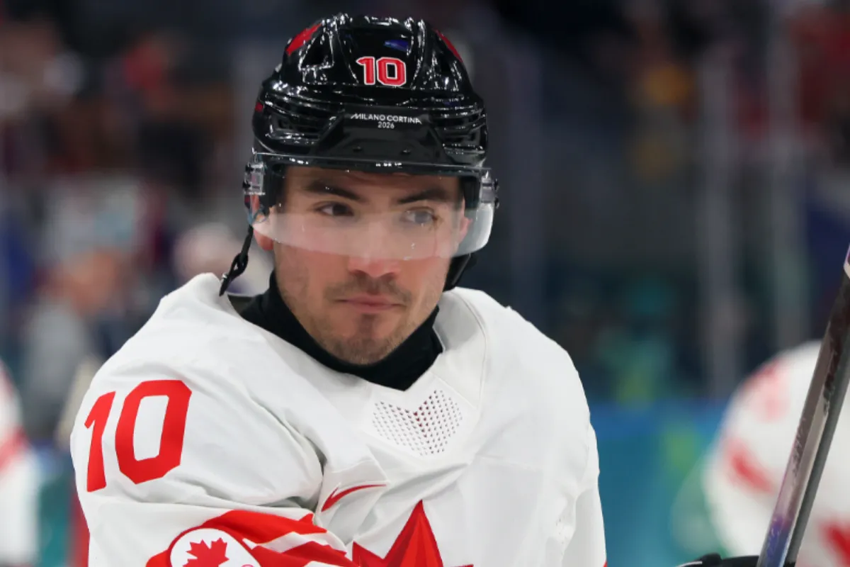 Autre changement de derni&egrave;re minute pour Nick Suzuki: Jon Cooper bouge