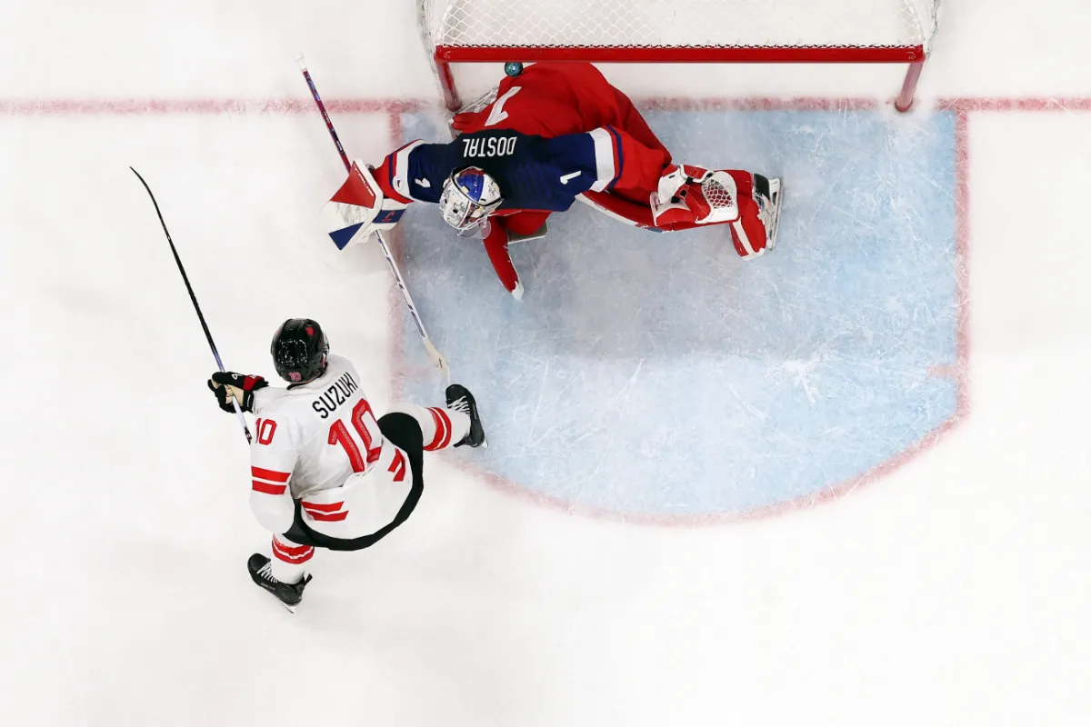 Nick Suzuki &eacute;cart&eacute; par &Eacute;quipe Canada: la d&eacute;cision qui choquerait