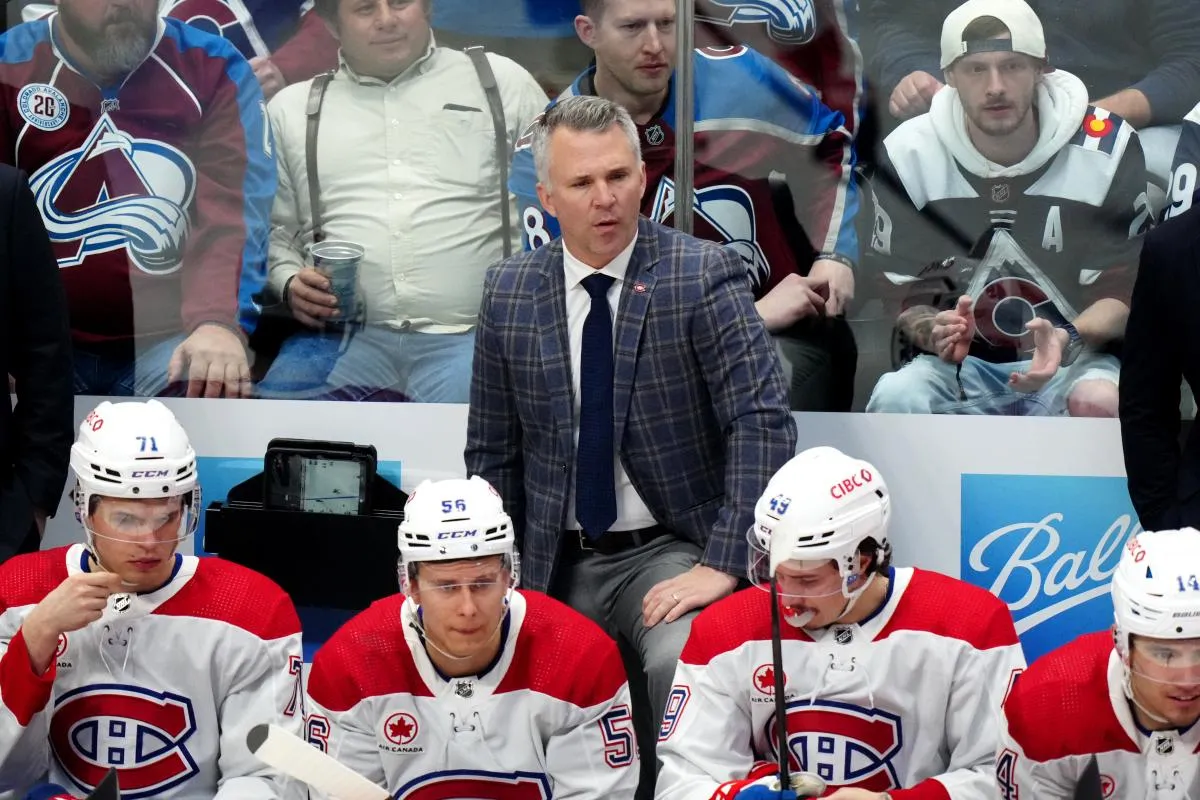 Montreal Canadiens head coach Martin St. Louis during the first period against the Colorado Avalanche at Ball Arena