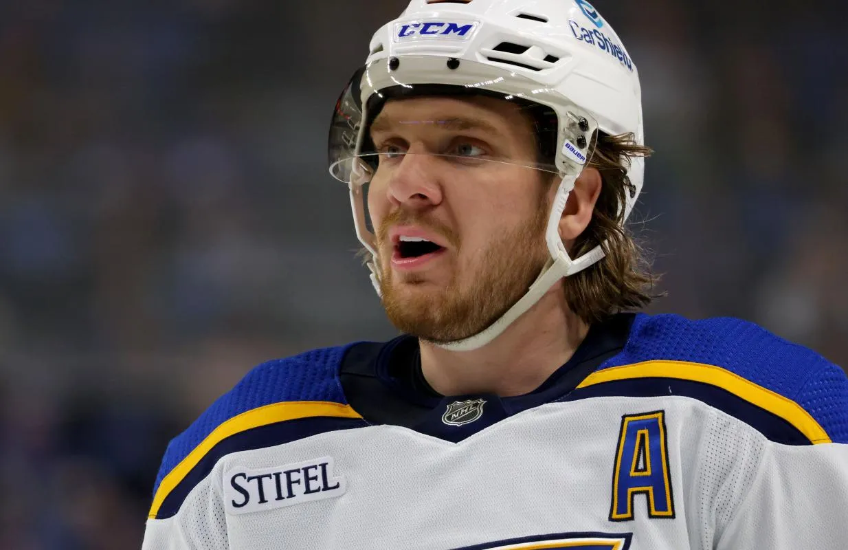 St. Louis Blues center Robert Thomas (18) during a stoppage in play against the Buffalo Sabres during the first period at KeyBank Center.
