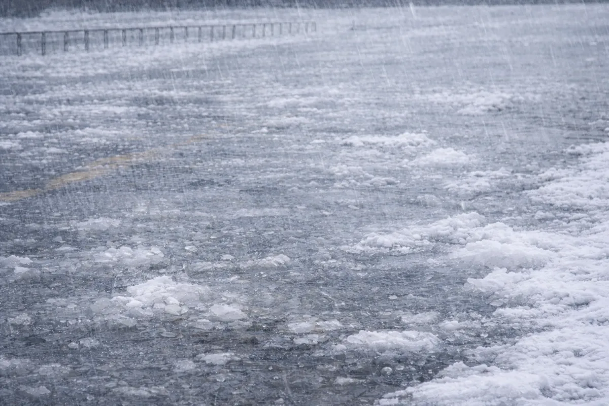 Pluie vergla&ccedil;ante Qu&eacute;bec