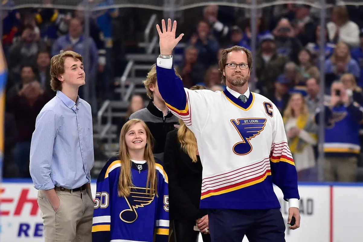 Former St. Louis Blues defenseman Chris Pronger (44) waves to fans after it was announced that the Blues would retire his jersey next year prior to a game against the Dallas Stars at Enterprise Center.