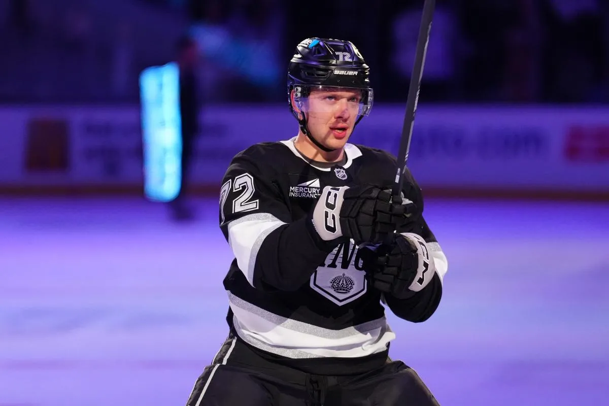 LA Kings left wing Artemi Panarin (72) is recognized as the second star of the night after the game against the New York Islanders at Crypto.com Arena.
