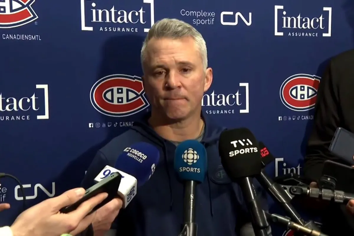 Martin St-Louis furieux contre Alex Newhook : il brise le silence et d&eacute;voile le vrai motif
