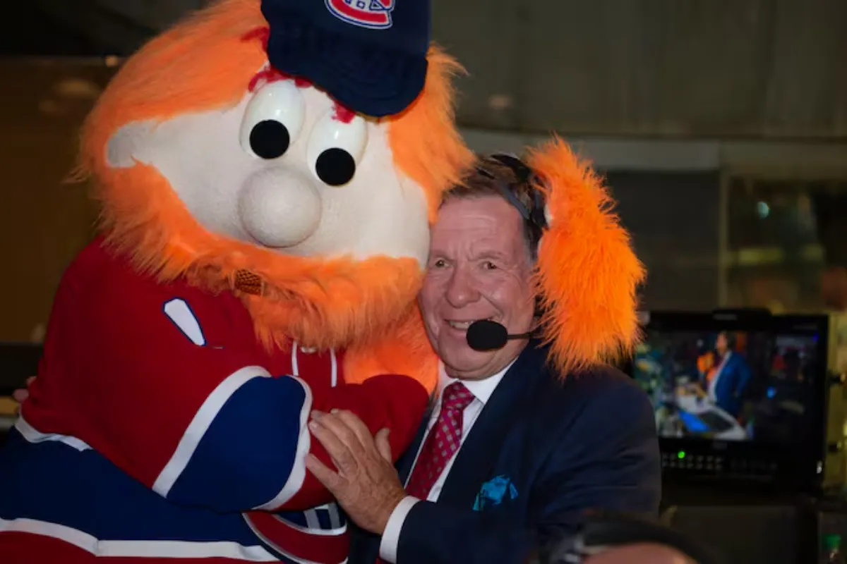 Geste honteux envers Rodger Brulotte lors de l'hommage au Centre Bell