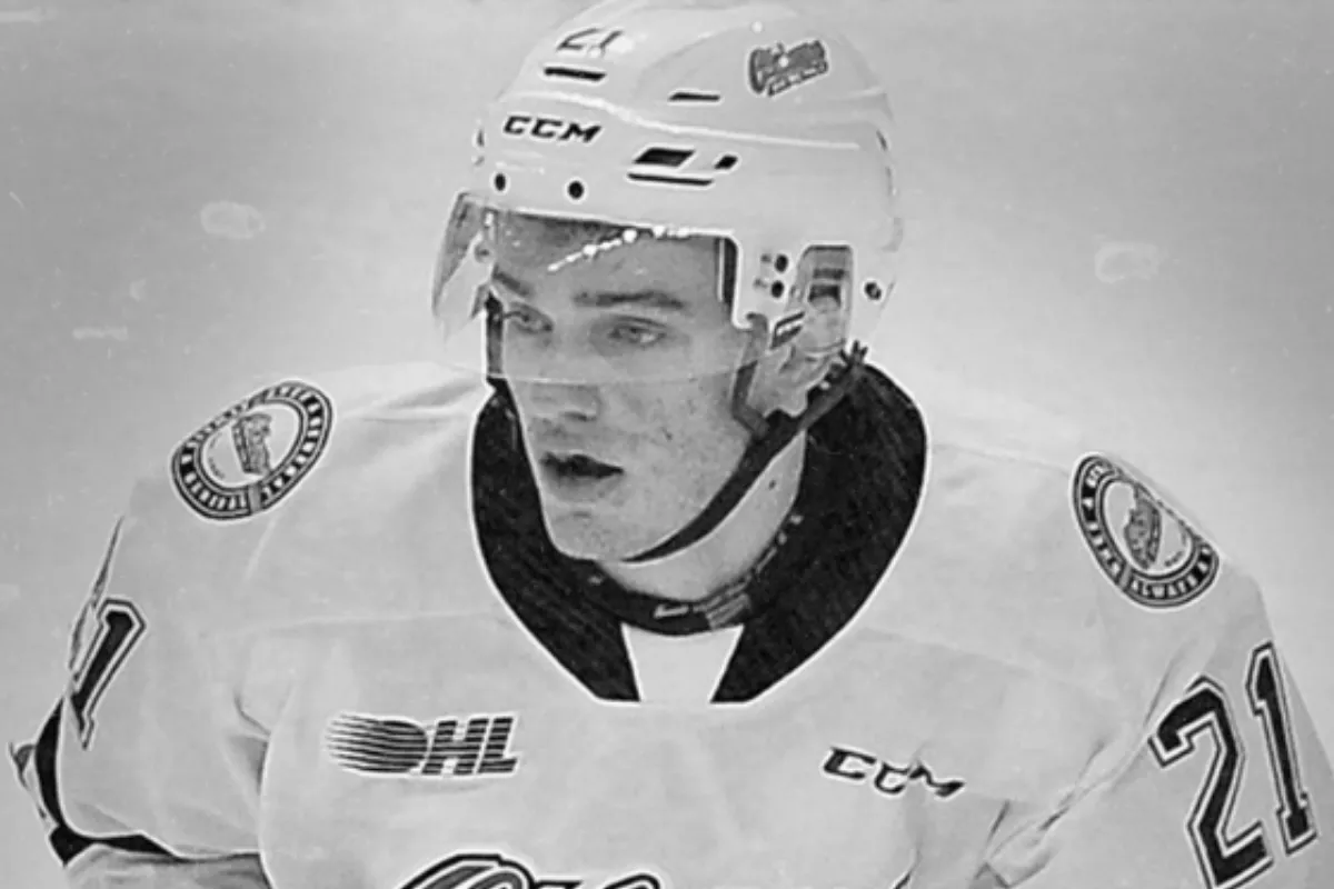 Le monde du hockey en deuil apr&egrave;s le d&eacute;c&egrave;s d'un jeune Canadien de 25 ans
