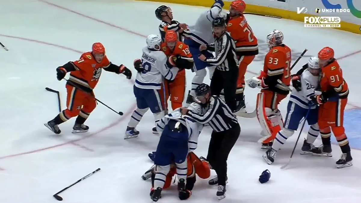 Radko Gudas getting jumped