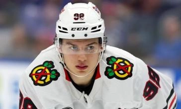 Connor Bedard avec les Blackhawks de Chicago