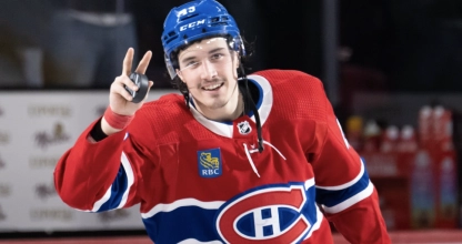 Rafael Harvey-Pinard a saut&eacute; sur la patinoire pour la premi&egrave;re fois depuis sa blessure au bas du corps.