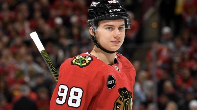 Connor Bedard devra s'absenter de 6 &agrave; 8 semaines apr&egrave;s avoir re&ccedil;u une intervention chirurgicale pour sa m&acirc;choire fractur&eacute;e.