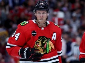 Corey Perry in a game with the Chicago Blackhawks.