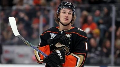 Anaheim Ducks forward Trevor Zegras