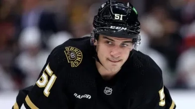 Matthew Poitras in a game with the Boston Bruins.