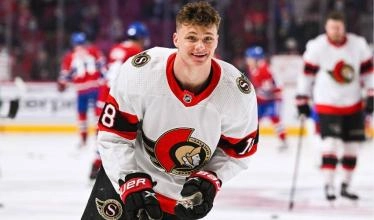 Tim Stutzle in action for the Ottawa Senators