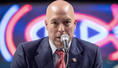 La raison derri&egrave;re l'&eacute;change du CH impliquant Jacob Perreault et Jan Mysak est maintenant confirm&eacute;e.