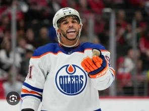 Edmonton Oilers forward Evander Kane
