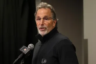 Philadelphia Flyers head coach John Tortorella