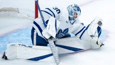 Toronto Maple Leafs goaltender Matt Murray