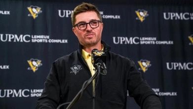 Kyle Dubas during a press conference for the Pittsburgh Penguins