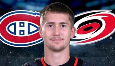 Martin Necas, Canadiens de Montr&eacute;al, Hurricanes de la Caroline