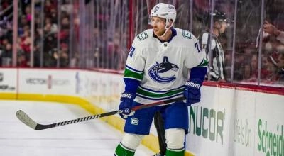 Elias Lindholm with the Vancouver Canucks.