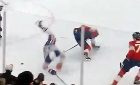 Warren Foegele injuring Eetu Luostarinen