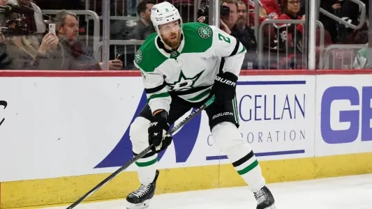 Toronto Maple Leafs free agent signing Jani Hakanpaa.