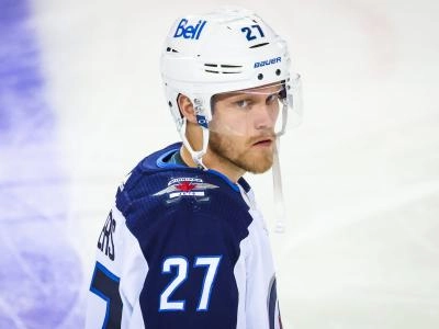Nikolaj Ehlers of the Winnipeg Jets celebrates a goal against the Toronto Maple Leafs
