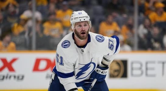 Austin Watson playing for the Tampa Bay Lightning in a road game against his former team the Nashville Predators.