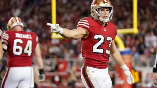 San Francisco 49ers players during a game