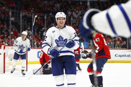 Jake Mccabe, Toronto Maple Leafs