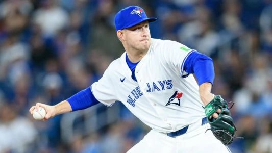 Brett de Geus pitching for the Blue Jays