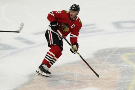 Apr 13, 2023; Chicago, Illinois, USA; Chicago Blackhawks center Jonathan Toews (19) plays in his last game as a Blackhawk against the Philadelphia Flyers during the first period at United Center. Mandatory Credit: David Banks-Imagn Images