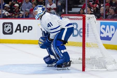 Apr 24, 2025; Ottawa, Ontario, CAN; Toronto Maple Leafs goalie Anthony Stolarz (41) looks up the ice in game three of the first round of the 2025 Stanley Cup Playoffs against the Ottawa Senators at Canadian Tire Centre. Mandatory Credit: Marc DesRosiers-Imagn Images