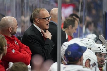 Apr 2, 2025; Toronto, Ontario, CAN; Florida Panthers head coach Paul Maurice reacts to a play during the third period against the Toronto Maple Leafs at Scotiabank Arena. Mandatory Credit: John E. Sokolowski-Imagn Images
