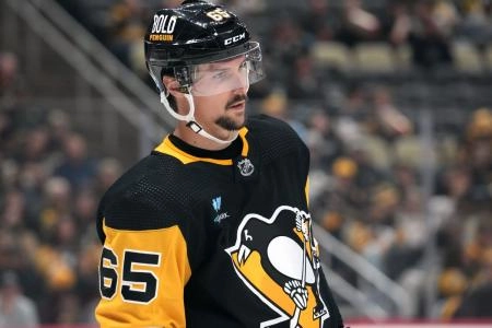Erik Karlsson of the Pittsburgh Penguins.