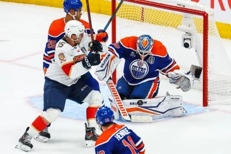Jun 14, 2025; Edmonton, Alberta, CAN; Edmonton Oilers goaltender Calvin Pickard (30) makes a save agains the Florida Panthers during the third period in game five of the 2025 Stanley Cup Final at Rogers Place. Mandatory Credit: Sergei Belski-Imagn Images