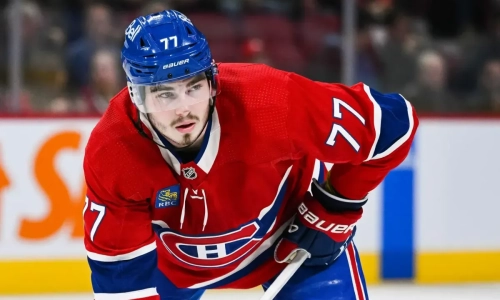Montreal Canadiens forward Kirby Dach (77)