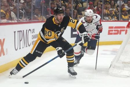 Buffalo Sabres defenseman Conor Timmins