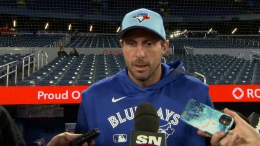 Blue Jays pitcher Max Scherzer speaks to Hazel Mae before facing former teammate Clayton Kershaw #bluejays #mlb