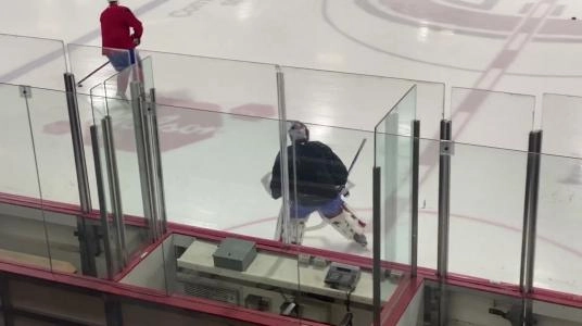 Deux joueurs totalement inattendus se retrouvaient sur la glace à Brossard aujourd'hui