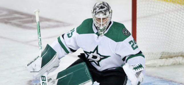 Dallas Stars goalie Jake Oettinger called the biggest challenger to Connor Hellebuyck