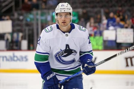 Vancouver Canucks forward Nils Hoglander.